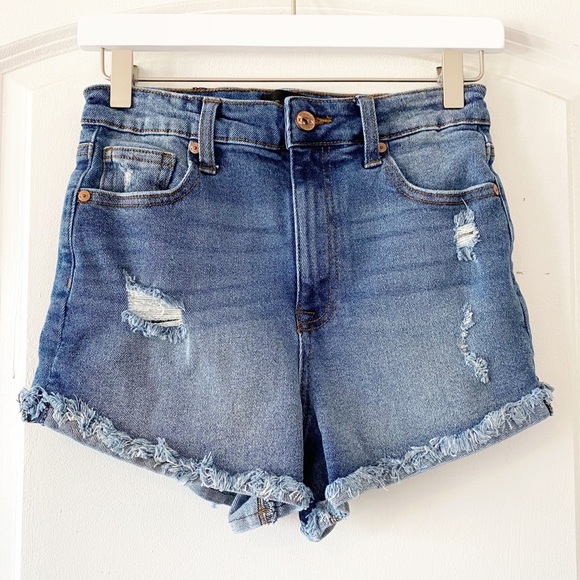 Kendall & Kylie Pants - KENDALL & KYLIE The Drifter high rise shorts